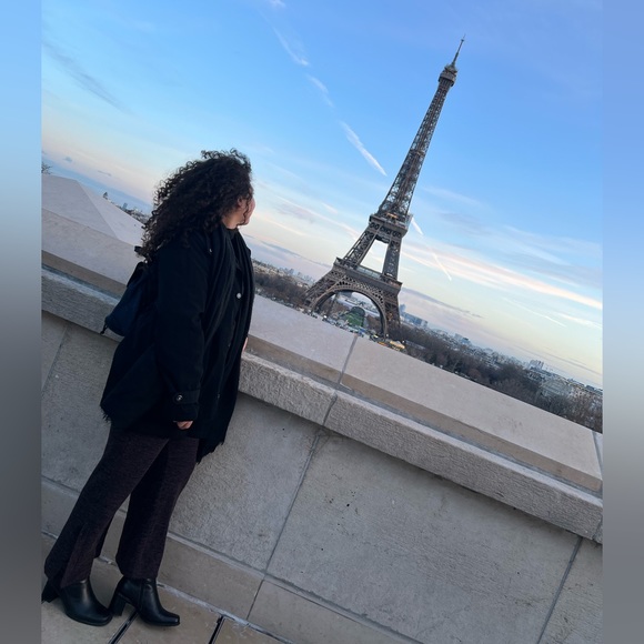 Meet me... - Picture 1 of 10